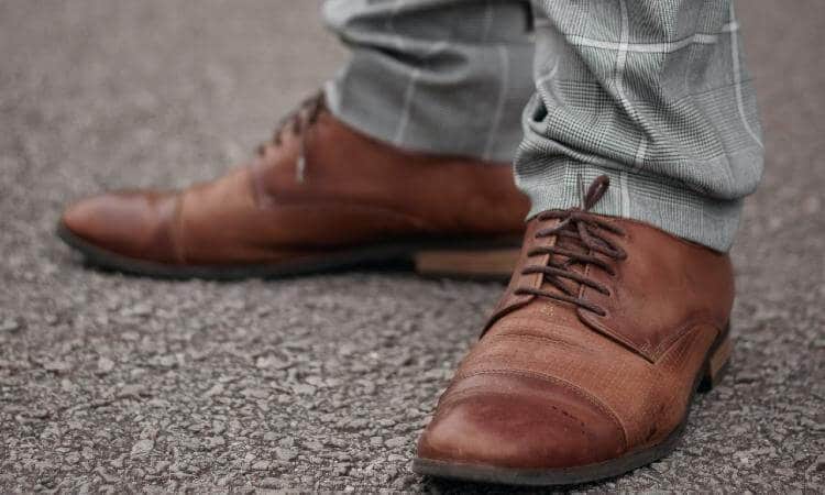 what shoes to pair up with chinos